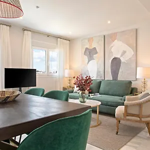 https://genteel-home-constitucion.es-andalucia.com